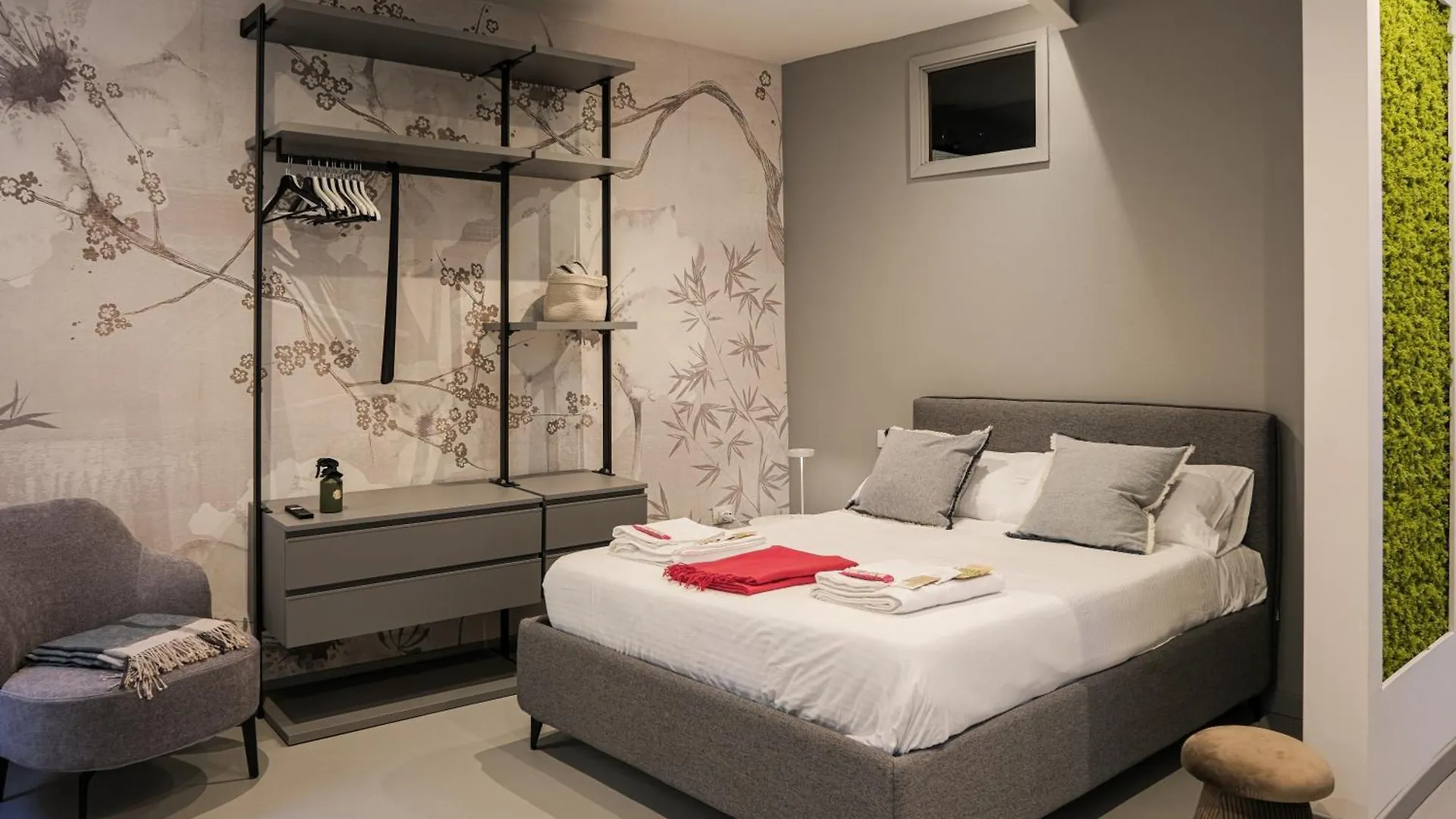 Moss & Stone - 3 Min Walk To Piazza Vittoria location